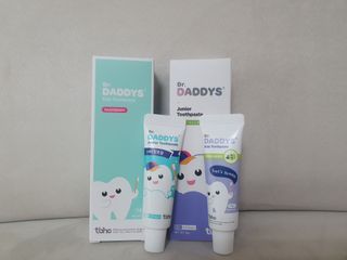 닥터데디스 안심저불소 키즈치약 (라즈베리, 청포도향 중 택 1) 60g +  여행용 미니 치약 15g — 5점을 준 리뷰어가 2022년 7월 올린 사용 사진