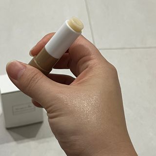 더사가오브수 [사가수] 효혜윤 보태니컬 에너지 에센스인로션 20ml /아이포올 스틱 3g — 5점을 준 리뷰어가 2023년 3월 올린 사용 사진