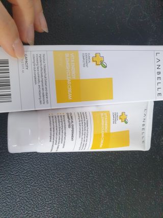 랑벨 비타 에너지 잡티 크림 75ml (피부 속 기미완화크림) — 5점을 준 리뷰어가 2022년 6월 올린 사용 사진