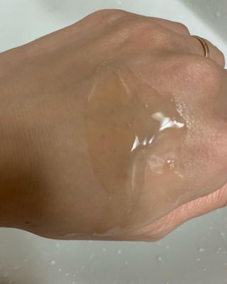 빅그린 안티 헤어로스 탈모 카렌듈라 바이옴 샴푸 500ml (지성두피용) — 3.5점을 준 리뷰어가 2022년 8월 올린 사용 사진
