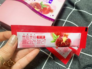 헬스업_쁘띠쁘띠석류콜라겐젤리_20g x 14포 — 4점을 준 리뷰어가 2021년 2월 올린 사용 사진