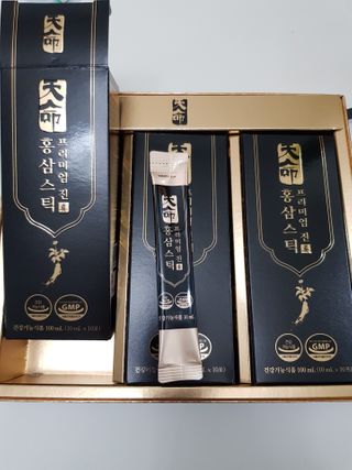 헬스업_천명진프리미엄홍삼스틱_10ml x 30포 — 5점을 준 리뷰어가 2021년 2월 올린 사용 사진