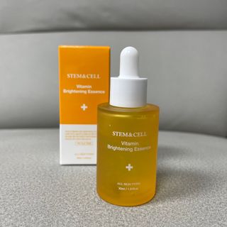 체르엠 스템앤셀 비타민 브라이트닝 에센스 30ml 1개 — 5점을 준 리뷰어가 2022년 4월 올린 사용 사진