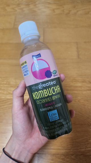 더그레잇티 콤부차 [매일유업] 더그레잇티 44kcal 콤부차 300ml *12개입 (오리지널 6개+베리리치 6개) — 5점을 준 리뷰어가 2023년 8월 올린 사용 사진