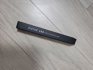 씨스터앤 퍼펙트 엣지 브러쉬 펜 라이너 2종 택 1 — 5점을 준 리뷰어가 2021년 12월 올린 사용 사진