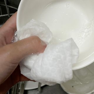 부직포나라 중금속유해물질ZERO 뜯어쓰는 주방 일회용수세미 60매 2매 — 5점을 준 리뷰어가 2022년 10월 올린 사용 사진