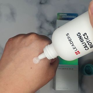 리더스코스메틱 리더스 카밍 바이오틱스 에센스 워터 — 5점을 준 리뷰어가 2021년 3월 올린 사용 사진