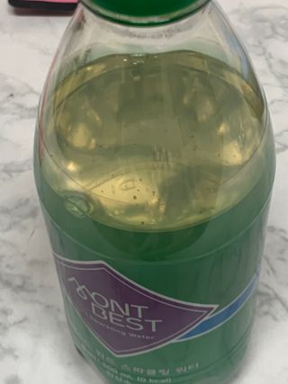 몽베스트 Montbest with Sparkling water Plain 20병 — 4.5점을 준 리뷰어가 2022년 8월 올린 사용 사진