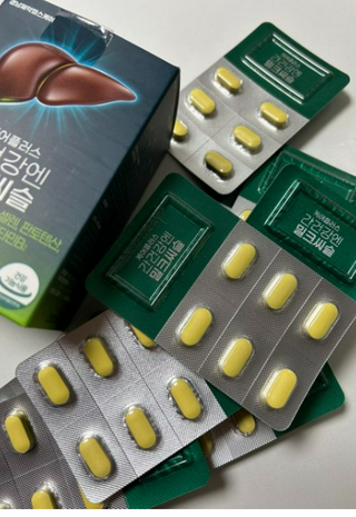 [경남제약헬스케어] 케어플러스 간건강엔 밀크씨슬 500mg 60정/2개월분/비타민B 5종+세레늄 — 5점을 준 리뷰어가 2024년 1월 올린 사용 사진