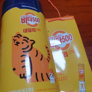 광동생활건강 프리 [광동] VB와 VC를 함유한 멀티 비타민 비타 500 데일리 스틱 180포 — 5점을 준 리뷰어가 2022년 6월 올린 사용 사진