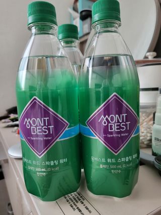 몽베스트 Montbest with Sparkling water Plain 20병 — 5점을 준 리뷰어가 2021년 11월 올린 사용 사진