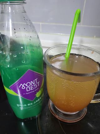 몽베스트 Montbest with Sparkling water Lime20병 — 5점을 준 리뷰어가 2021년 10월 올린 사용 사진