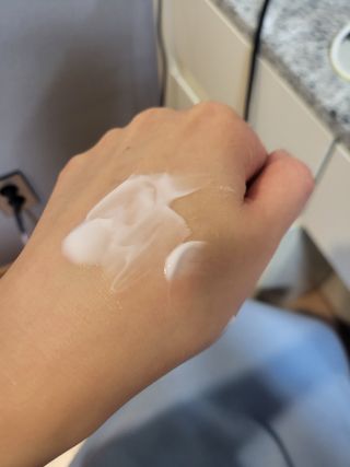 비프리코스메틱 뉴 프레쉬 크림 80ml — 5점을 준 리뷰어가 2023년 3월 올린 사용 사진