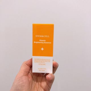 체르엠 스템앤셀 비타민 브라이트닝 에센스 30ml 1개 — 5점을 준 리뷰어가 2021년 11월 올린 사용 사진