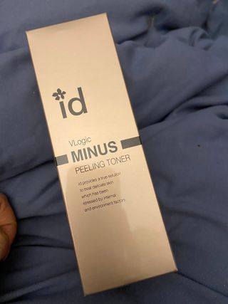 아이디플라코스메틱 아이디 브이로직 마이너스 필링 토너 110ml — 3.5점을 준 리뷰어가 2022년 1월 올린 사용 사진