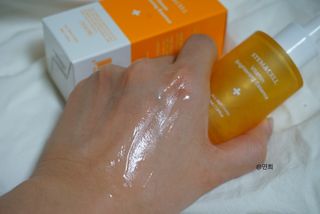 체르엠 스템앤셀 비타민 브라이트닝 에센스 30ml 1개 — 4.5점을 준 리뷰어가 2022년 3월 올린 사용 사진