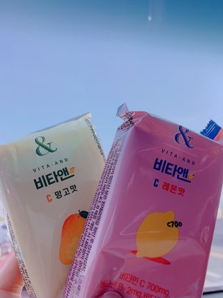 비타앤C 레몬맛, 망고맛 — 5점을 준 리뷰어가 2021년 5월 올린 사용 사진
