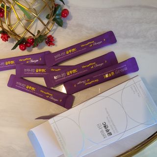 브이나인 글루타치온 비타민C 콜라겐 세라마이드 14포 1BOX — 4점을 준 리뷰어가 2022년 8월 올린 사용 사진