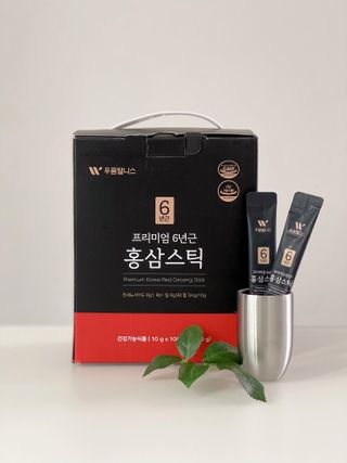 [푸름웰니스] 프리미엄 6년근 홍삼스틱 3mg x 100포 — 4.5점을 준 리뷰어가 2022년 3월 올린 사용 사진