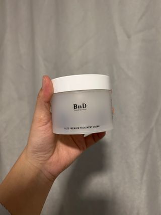 비엔디 2NOW[한글]BnD 바디 주름개선 엉덩이크림 — 4.5점을 준 리뷰어가 2024년 12월 올린 사용 사진