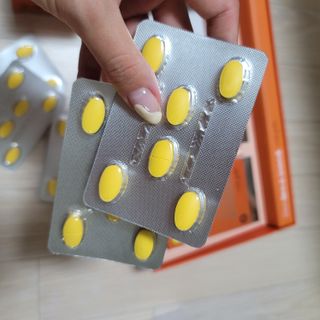 서울약사신협_내몸애발란스멀티비타민앤미네랄파워업_800mg x 90정 — 5점을 준 리뷰어가 2021년 8월 올린 사용 사진