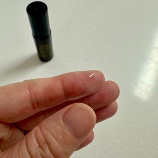 하이브리온 [쿠팡 구매평] 닥터초이스 멜라제로 스템셀 엑소좀 화이트닝 앰플 40g , 1개 — 5점을 준 리뷰어가 2025년 2월 올린 사용 사진
