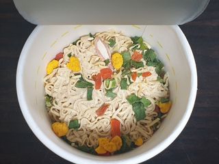 NISSIN 닛신 컵누들  4종 - 씨푸드오리지날, 씨푸드 스파이시, 씨푸드 커리, 씨푸드 XO소스 — 4점을 준 리뷰어가 2023년 1월 올린 사용 사진