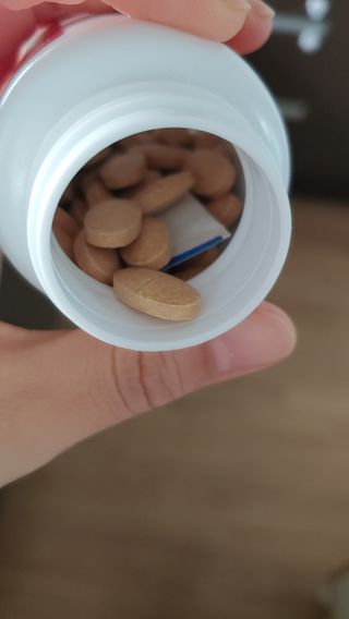 서울약사신협 간건강 실리마린 밀크씨슬 800mg, 60정 — 5점을 준 리뷰어가 2021년 10월 올린 사용 사진