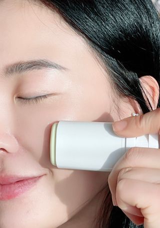 아이레시피 라이트터치 선스틱 15g (SPF50+, PA++++) — 5점을 준 리뷰어가 2023년 2월 올린 사용 사진