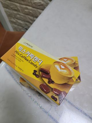(주) 피치코리아 믹스커피캔디76g x2개입 — 5점을 준 리뷰어가 2022년 11월 올린 사용 사진