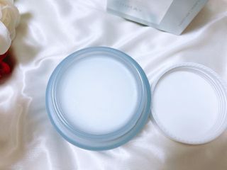 트리마이 민감 피부도 안심하고 사용 가능한 원스텝 클렌저, 멜로우 유 클렌징 밤 — 5점을 준 리뷰어가 2022년 11월 올린 사용 사진