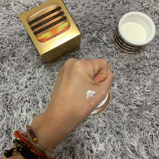 자민경 크레마카라콜 울트라 프로폴리스 하이드라 인텐스 크림 50ml — 5점을 준 리뷰어가 2021년 1월 올린 사용 사진