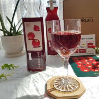 [바이윙클] 페르시아 유기농 석류 착즙주스 750ml 2병 + 선물박스 세트 — 5점을 준 리뷰어가 2022년 3월 올린 사용 사진