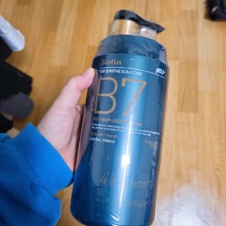 [포레스트스토리] 탈모증상완화 샴푸 1,000ml — 5점을 준 리뷰어가 2022년 3월 올린 사용 사진
