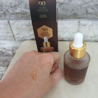 자민경 크레마카라콜 울트라 90 프로폴리스 앰플 — 5점을 준 리뷰어가 2020년 12월 올린 사용 사진