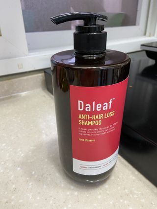 달리프 진저 베러 퍼퓸 탈모 완화 샴푸 1000ml 향 3종 — 5점을 준 리뷰어가 2021년 2월 올린 사용 사진