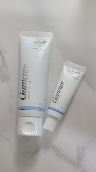 닥터데디스  잇몸치약 100g  [건강한 잇몸 관리를 위한 치약] + 여행용미니치약 15g — 4.5점을 준 리뷰어가 2022년 8월 올린 사용 사진