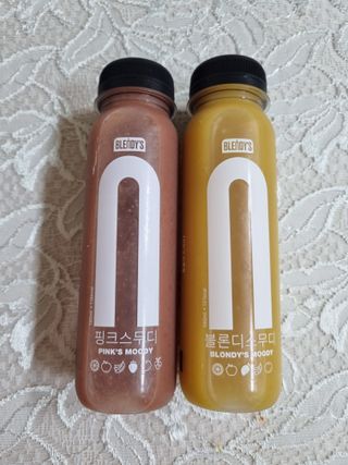 BLENDY'S 핑크 스무디+블론디 스무디 — 4점을 준 리뷰어가 2021년 9월 올린 사용 사진