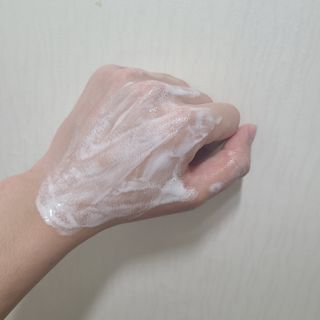 [갸스비] 지성 남성을 위한 포어케어 클렌징폼 — 4.5점을 준 리뷰어가 2021년 10월 올린 사용 사진