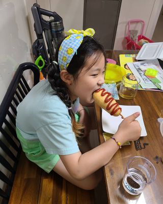 오마뎅 한우핫도그 — 5점을 준 리뷰어가 2021년 6월 올린 사용 사진