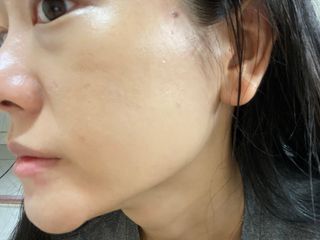 아이앤립 / EYENLIP 아이앤립 루센트 비비크림 2 Color — 4.5점을 준 리뷰어가 2021년 7월 올린 사용 사진