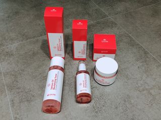 아이앤립 / EYENLIP 아이앤립 연어오일 리바이탈라이징 토너+앰플+크림 3종 세트 — 3점을 준 리뷰어가 2021년 5월 올린 사용 사진