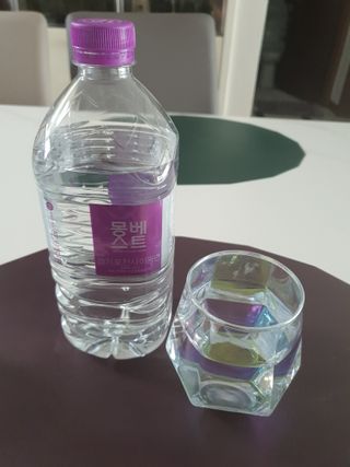 몽베스트 MONTBEST 1L 12입 — 5점을 준 리뷰어가 2022년 4월 올린 사용 사진
