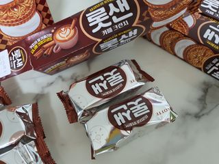 롯데제과 롯샌 카페크런치 — 5점을 준 리뷰어가 2021년 10월 올린 사용 사진