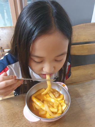 추억의 국민학교 떡볶이 국떡 뉴트로 5종 — 5점을 준 리뷰어가 2021년 9월 올린 사용 사진