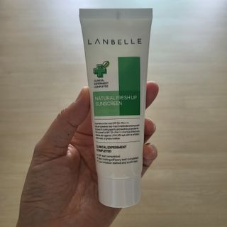 랑벨 내츄럴 프레시 업 선크림 75ml — 4점을 준 리뷰어가 2022년 5월 올린 사용 사진
