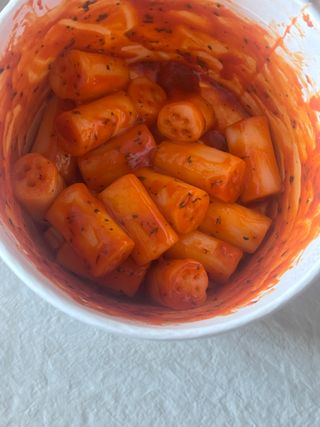 나우  [요리궁리] B타입 ( 매콤, 치즈, 매콤까르보 ) 꽃떡볶이 6개입 세트 — 5점을 준 리뷰어가 2025년 3월 올린 사용 사진