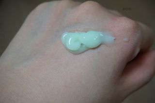 랑벨 랑바이오 블랙 시카 크림 50ml(블랙비 프로폴리스, 시카 4종, 판테놀 10 함유) — 5점을 준 리뷰어가 2022년 6월 올린 사용 사진