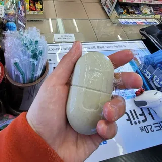 제이제이바이오 허브마사지바 올인원 알약비누 — 5점을 준 리뷰어가 2022년 3월 올린 사용 사진