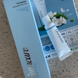 닥터데디스  잇몸치약 100g  [건강한 잇몸 관리를 위한 치약] + 여행용미니치약 15g — 5점을 준 리뷰어가 2022년 8월 올린 사용 사진